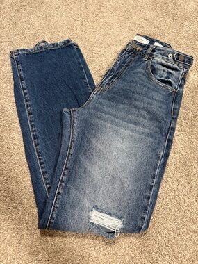 KanCan Distressed 90’s Straight Leg Jeans